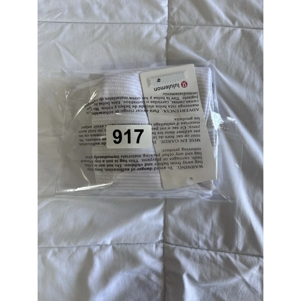 Lululemon SWIFTLY HIGH LOW CROPPED TANK TOP WHITE SIZE 12 Word Logo NWT